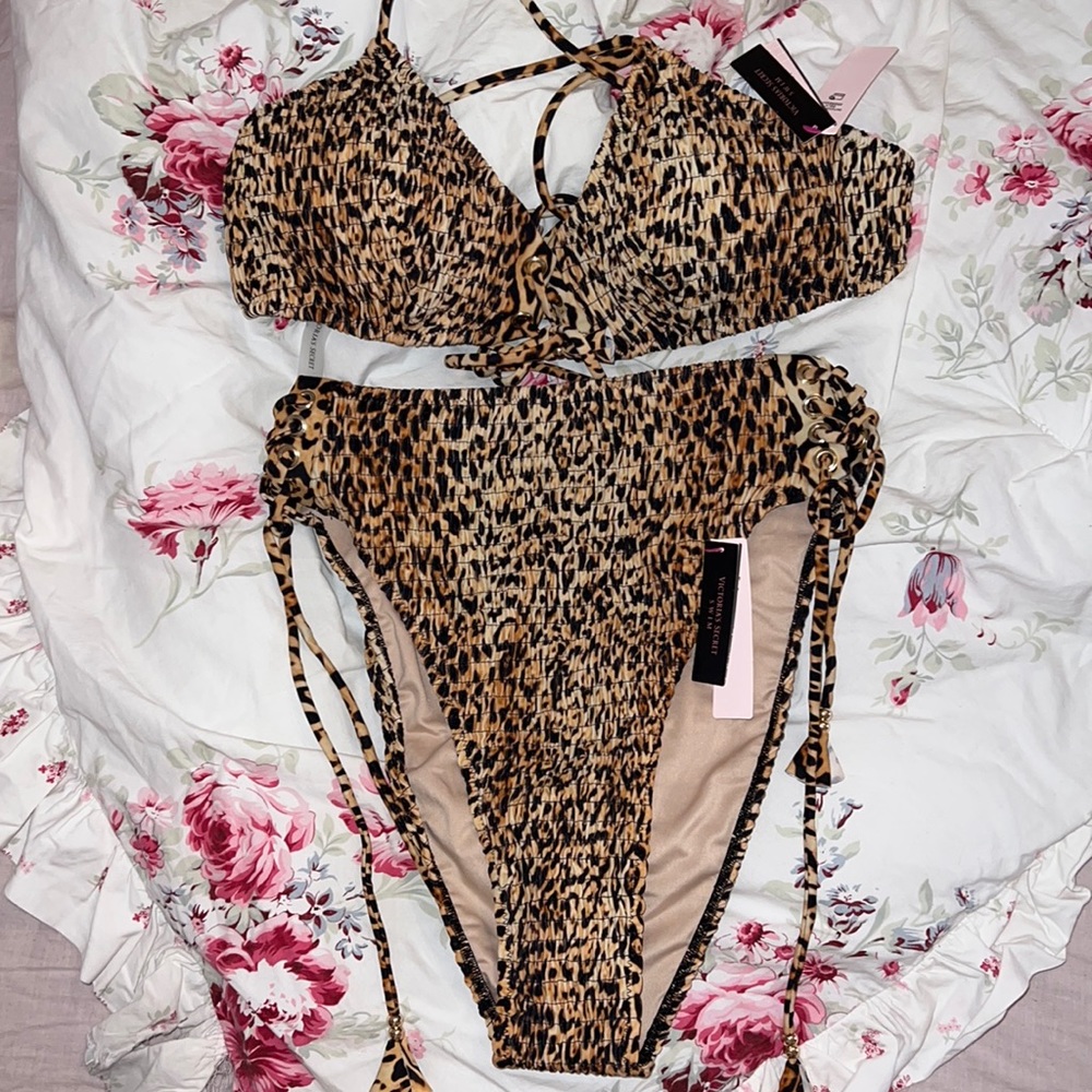 🖤Victoria secret Leopard Bathing suit 🤎